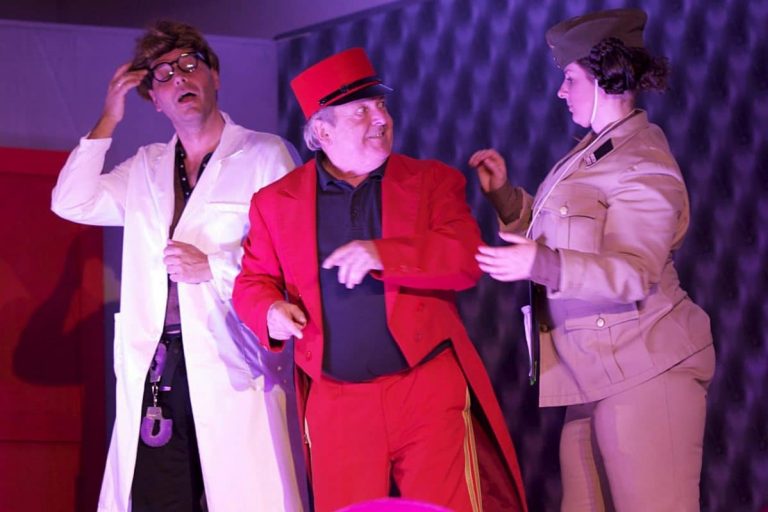 2012-Strasse-der-Masken-Szene-21